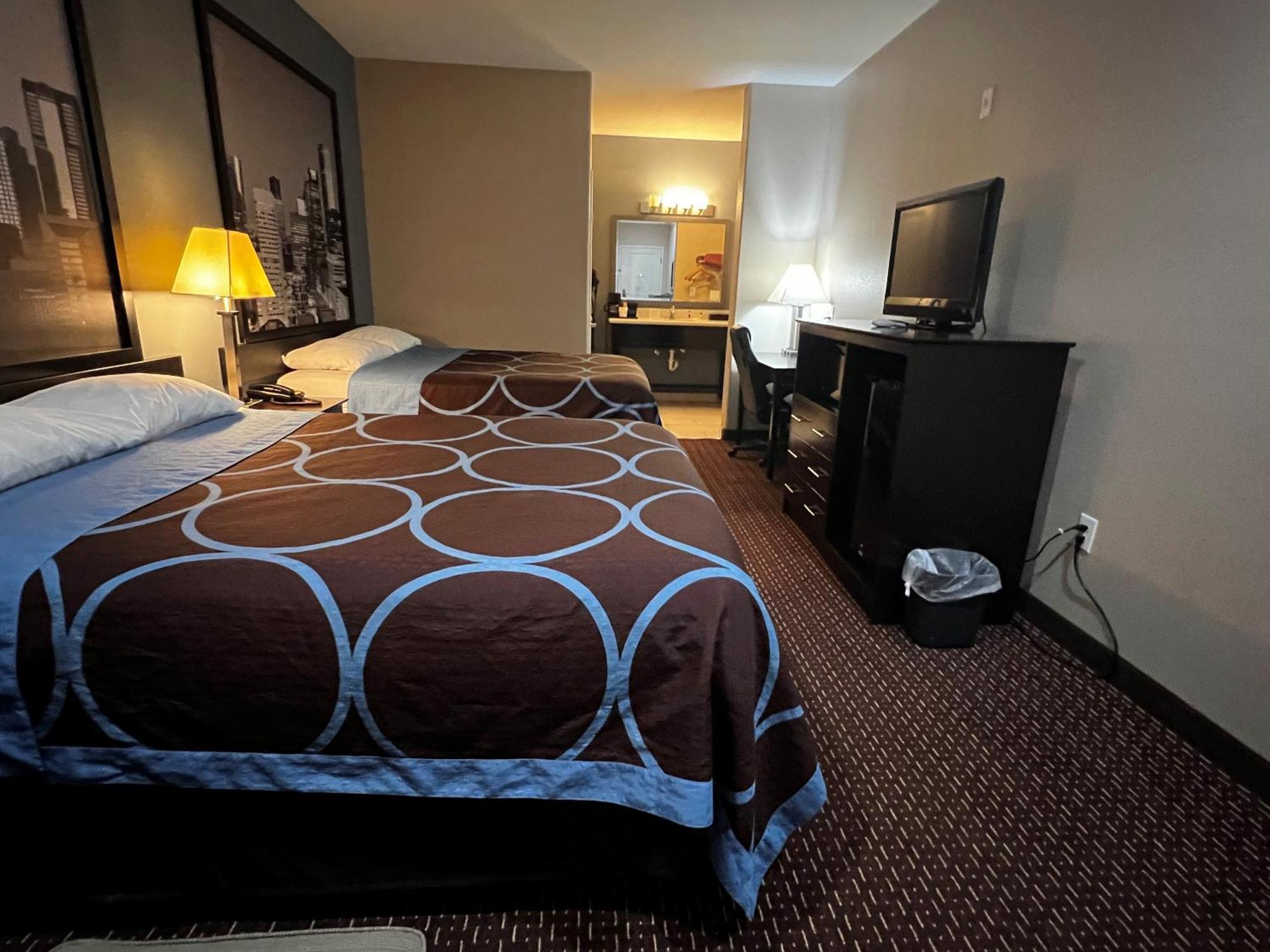 Motel Super 8 By Wyndham Center
