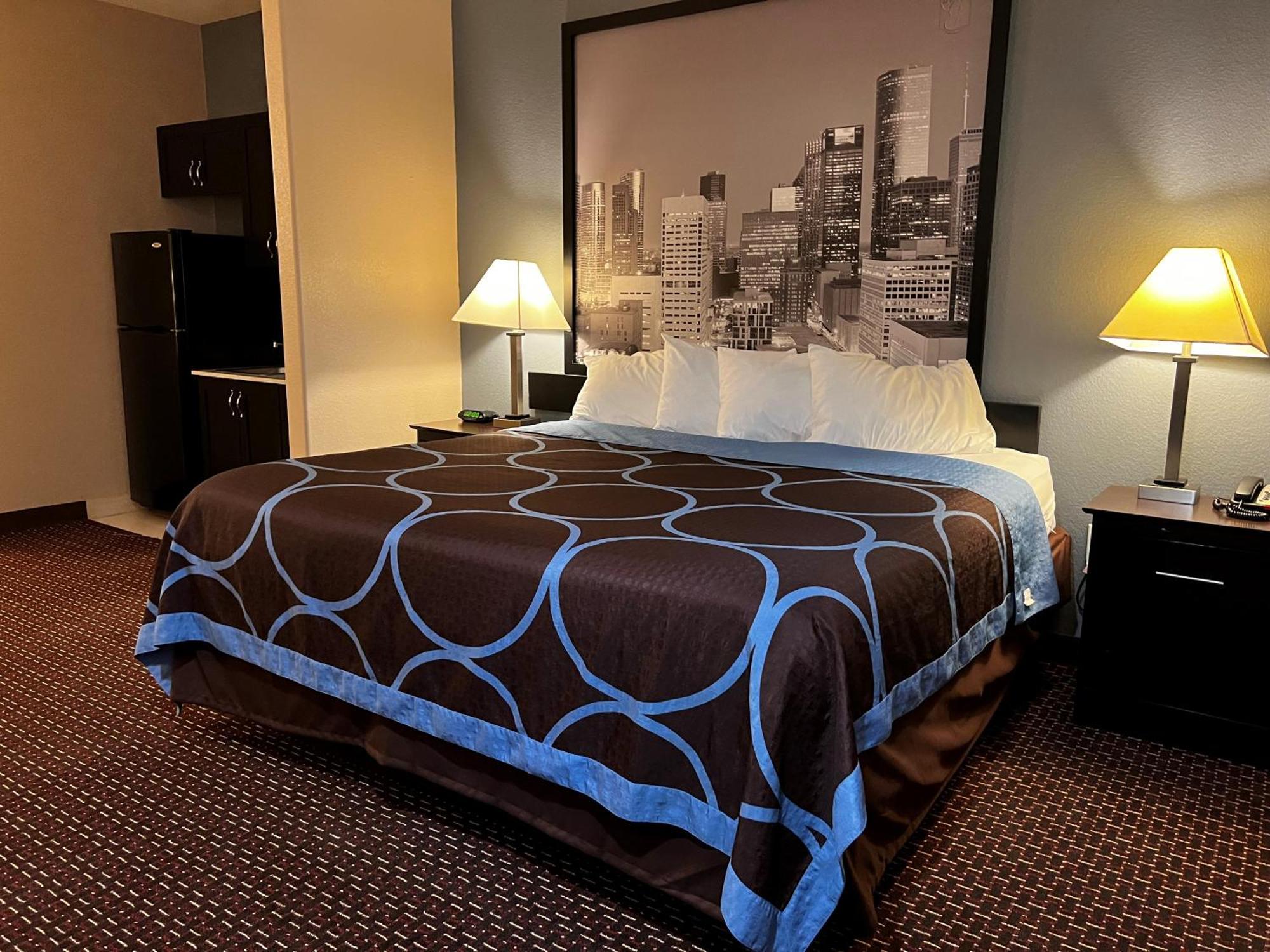 Motel Super 8 By Wyndham 3*